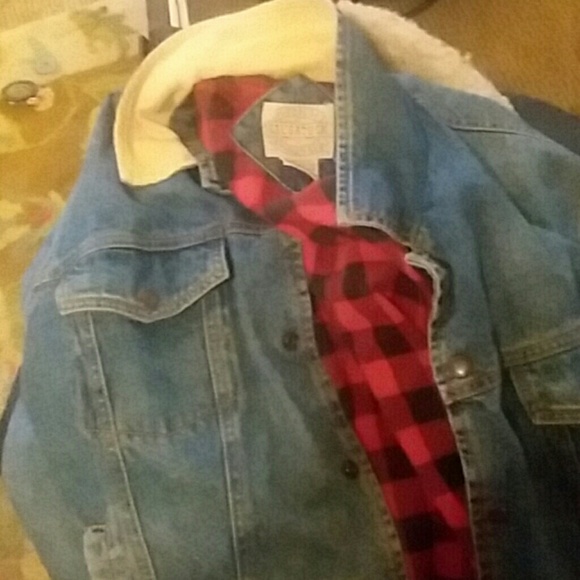 Jean jacket - Picture 6 of 6